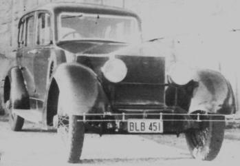 42G1, the first 20 h.p. to come to Australia, with its "modernised" saloon coachwork as seen in the '60s