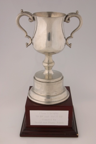 Image:Class 3 Trophy.jpg